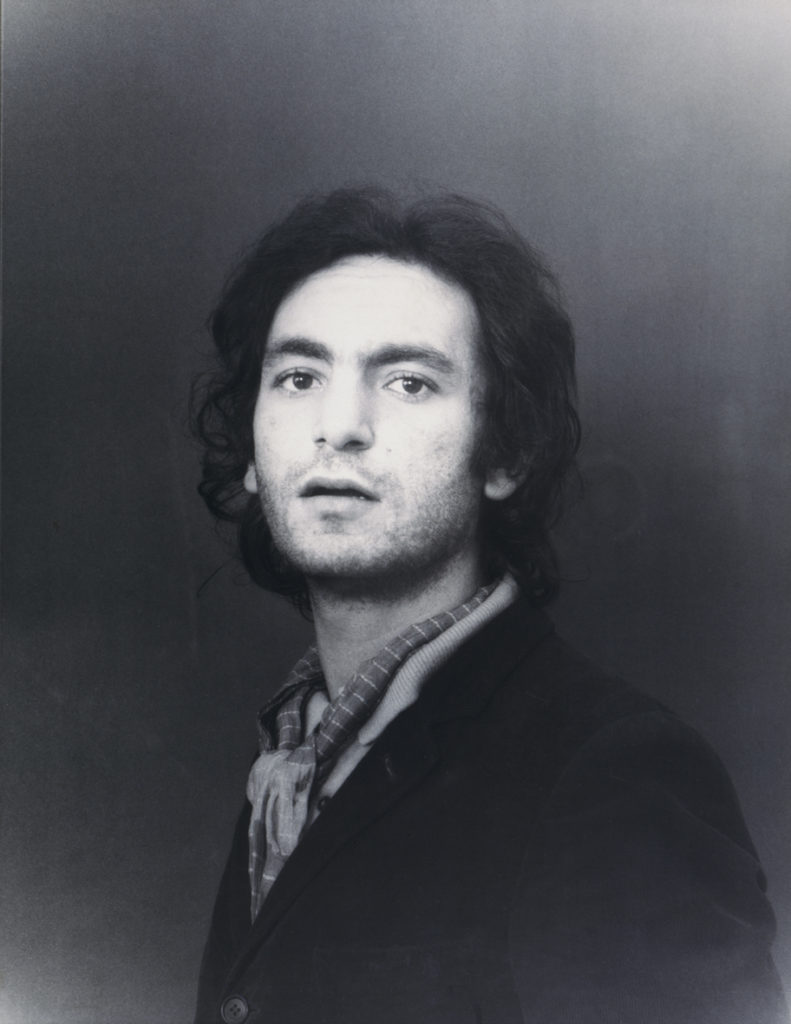 Autoritratto (come Raffaello), 1970, fotografia su alluminio, 65 x 49 cm